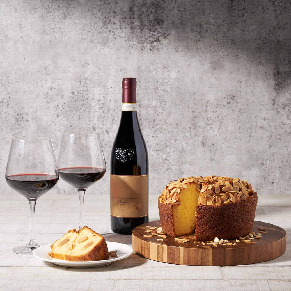 A Timeless Wine & Cake Gift Set